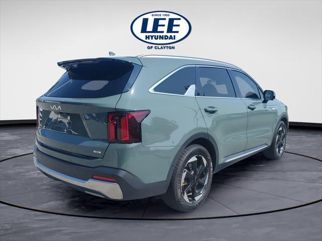 2025 Kia Sorento - $34,995