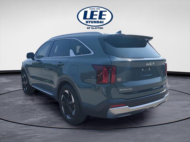 2025 Kia Sorento - $34,995