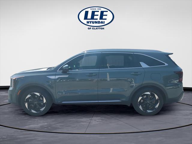 2025 Kia Sorento - $34,995