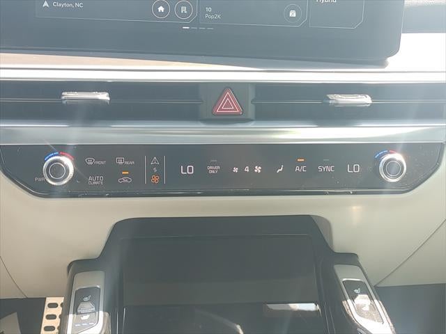 2025 Kia Sorento - $34,995