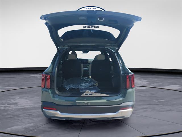 2025 Kia Sorento - $34,995