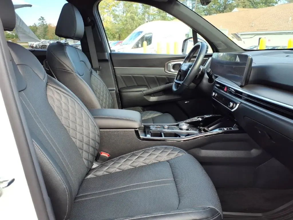 2026 Kia Sorento - $41,900