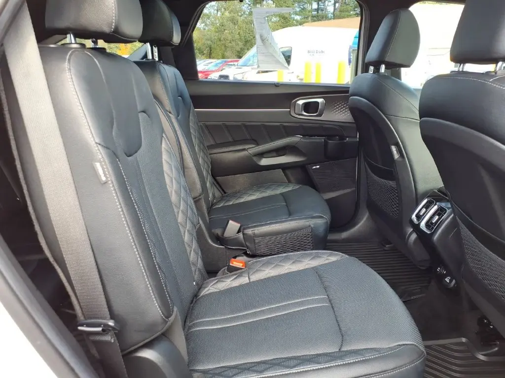 2026 Kia Sorento - $41,900