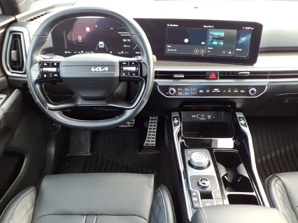 2026 Kia Sorento - $41,900