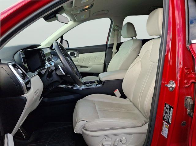 2023 Kia Sorento - $32,000