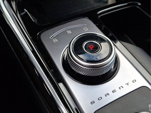 2023 Kia Sorento - $32,000