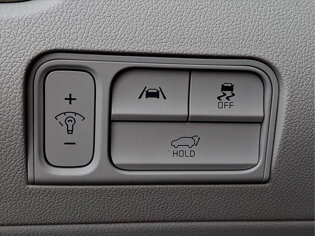2023 Kia Sorento - $32,000