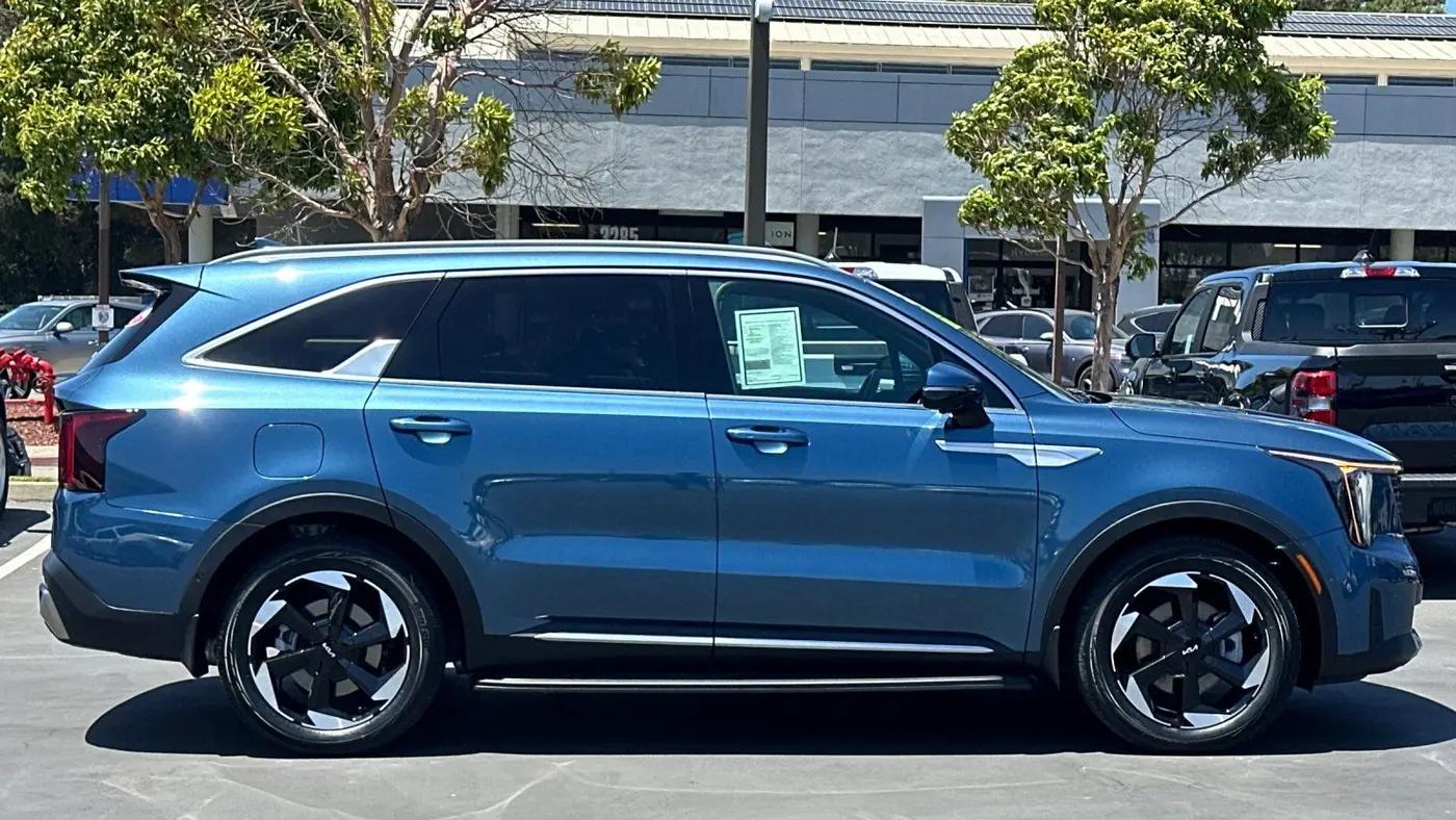 2025 Kia Sorento Plug-In Hybrid SX Prestige