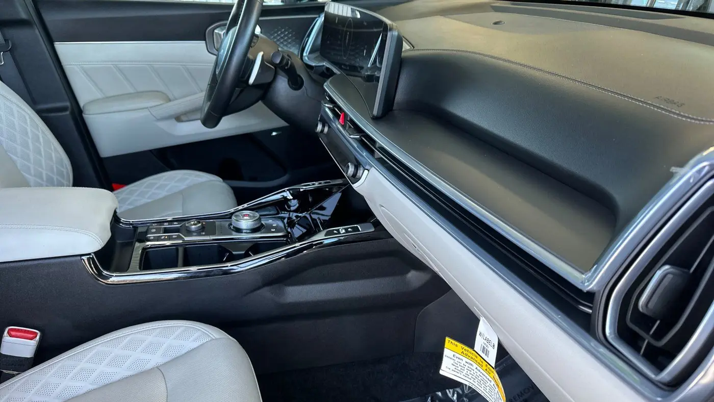 2025 Kia Sorento Plug-In Hybrid SX Prestige