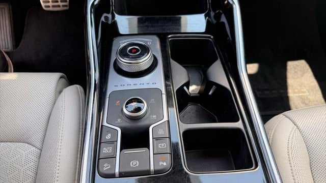 2022 Kia Sorento Plug-In Hybrid SX Prestige