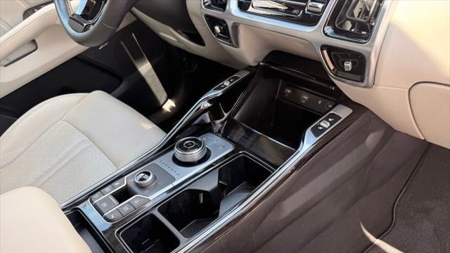 2022 Kia Sorento Plug-In Hybrid SX Prestige