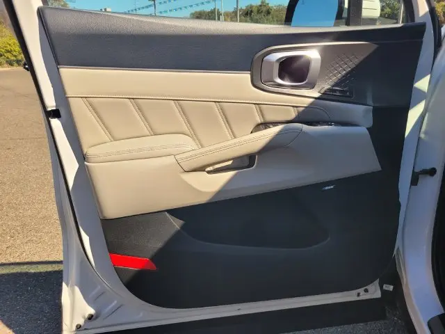 2023 Kia Sorento - $36,573