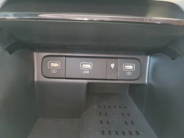 2023 Kia Sorento - $36,573
