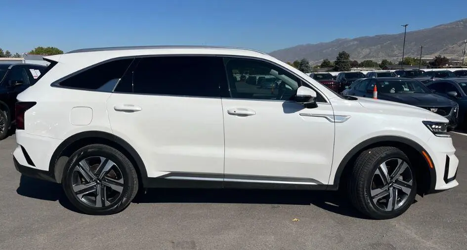 2022 Kia Sorento - $26,398