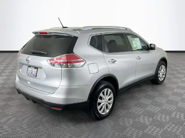2016 Nissan Rogue - $10,900