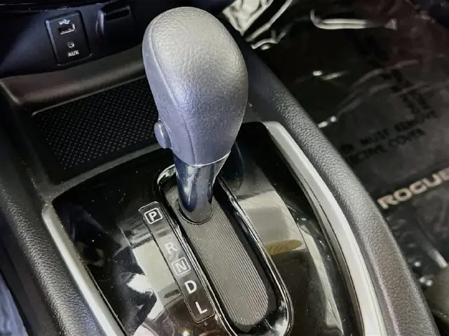 2016 Nissan Rogue - $10,900