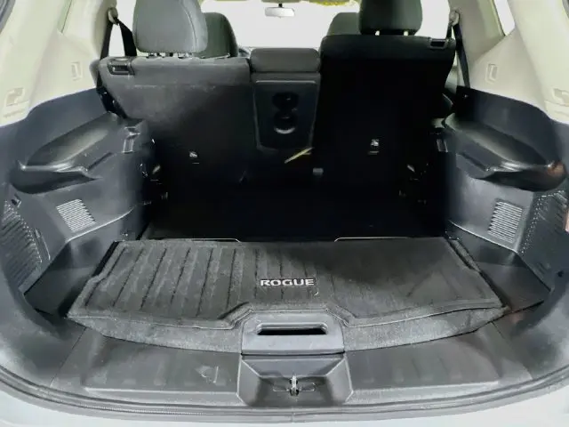 2016 Nissan Rogue - $10,900