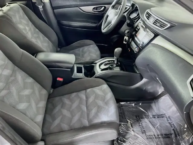 2016 Nissan Rogue - $10,900