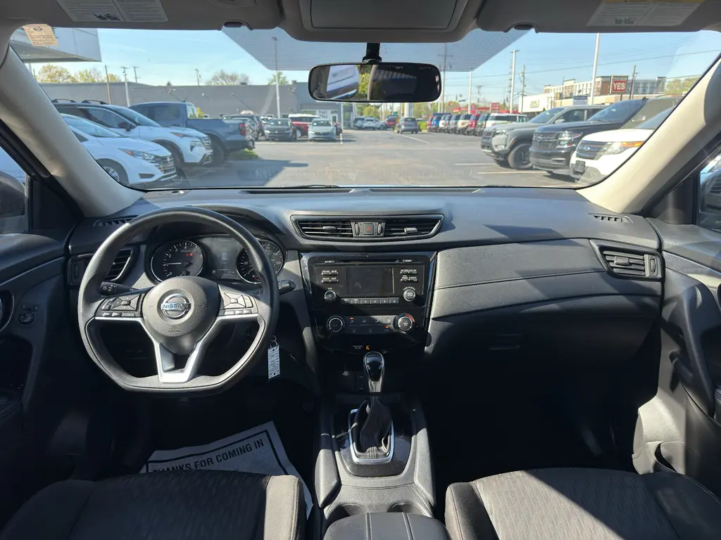 2017 Nissan Rogue - $8,995