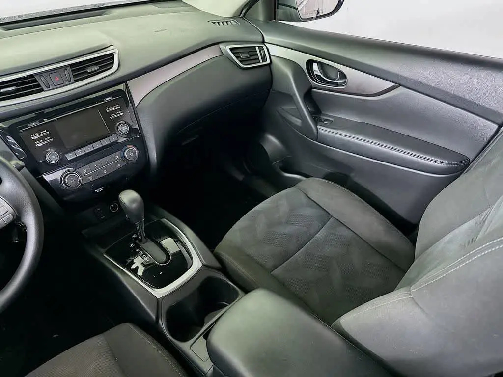 2016 Nissan Rogue - $6,453