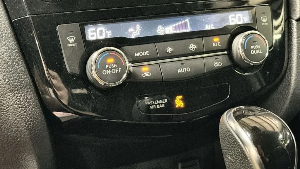 2019 Nissan Rogue S