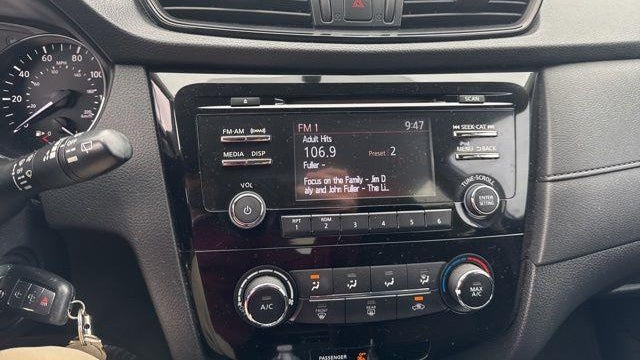 2017 Nissan Rogue S