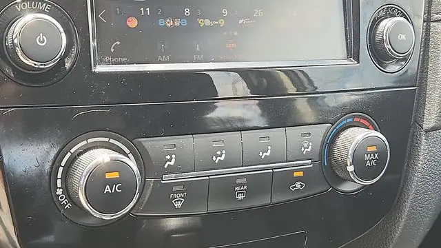2018 Nissan Rogue S