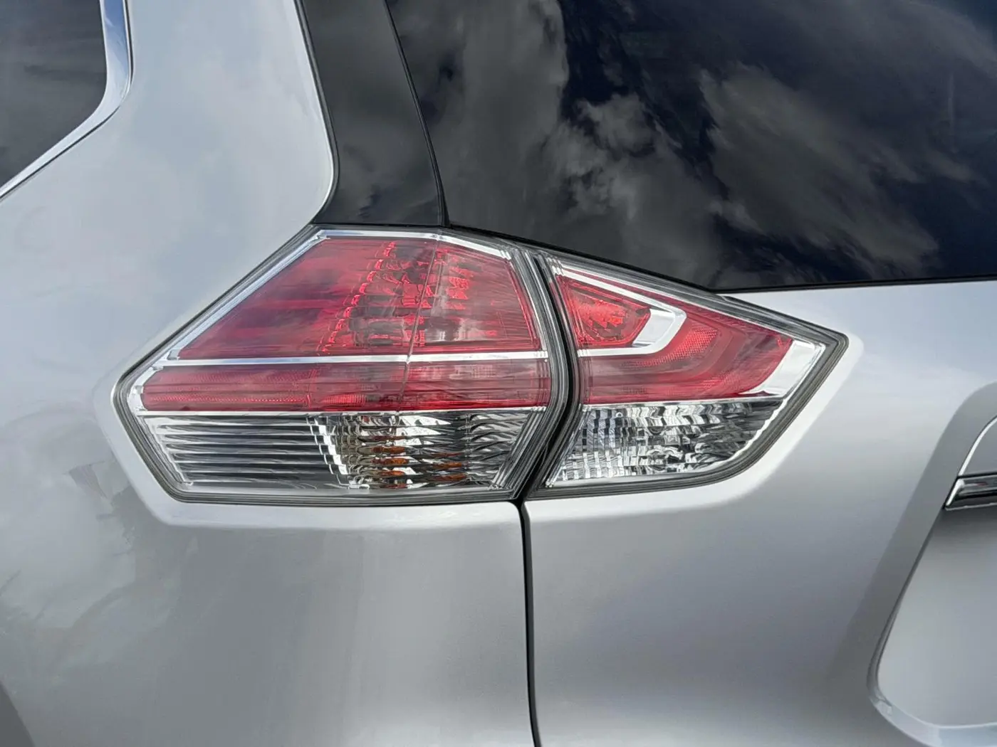2015 Nissan Rogue - $12,348