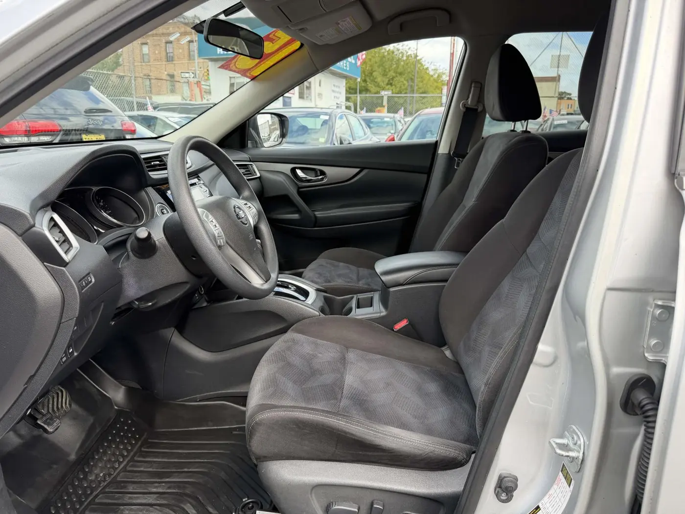 2015 Nissan Rogue - $12,348