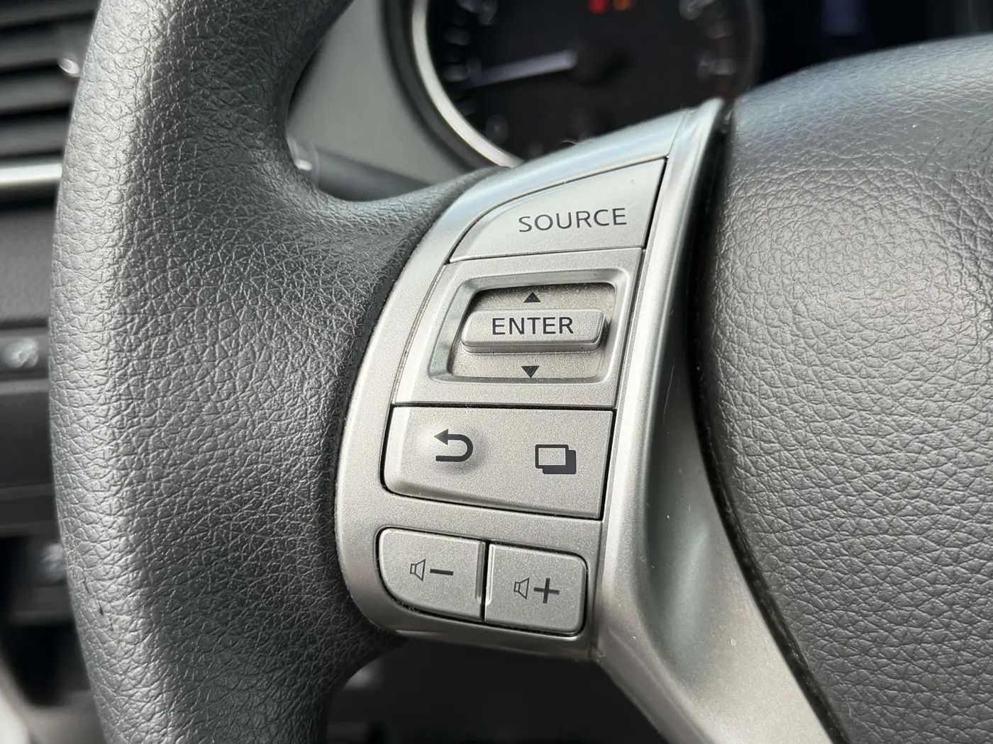 2015 Nissan Rogue - $12,348