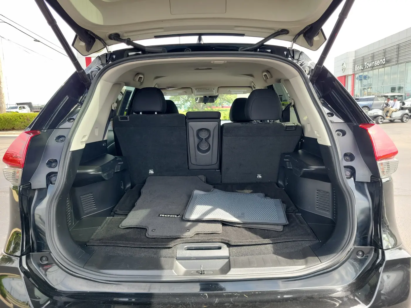 2020 Nissan Rogue - $16,983