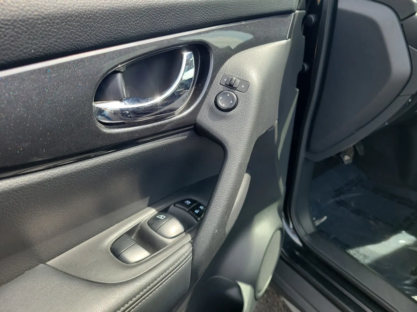 2020 Nissan Rogue - $16,983