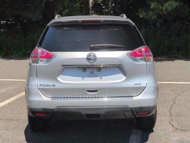 2016 Nissan Rogue - $11,532