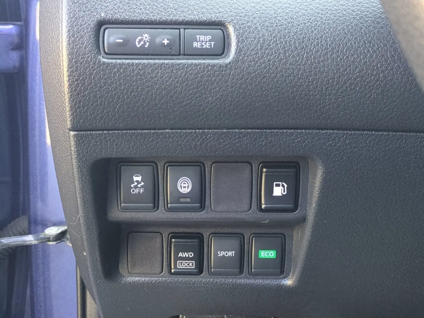 2019 Nissan Rogue - $12,995