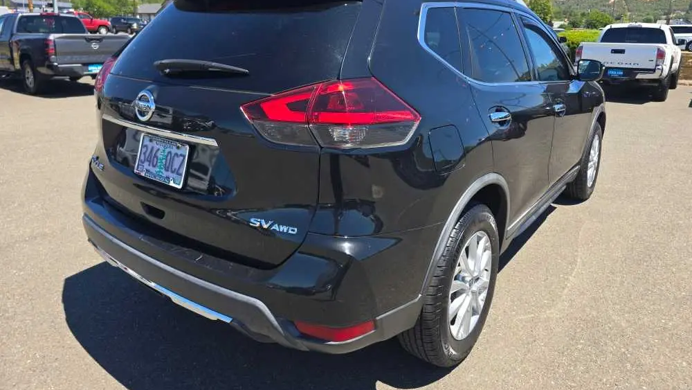 2018 Nissan Rogue S