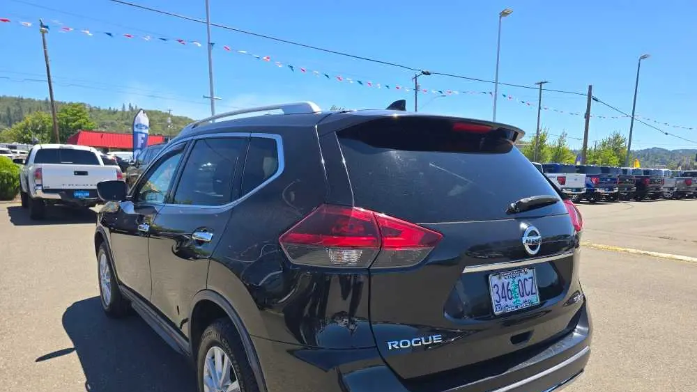 2018 Nissan Rogue S