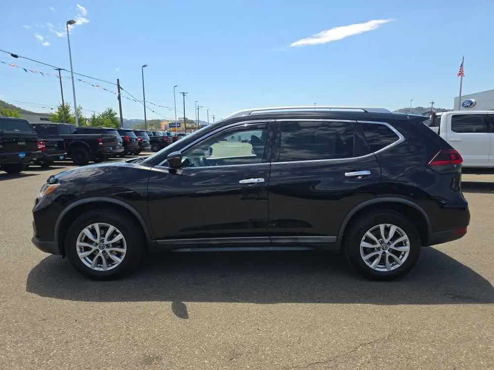 2018 Nissan Rogue - $15,249