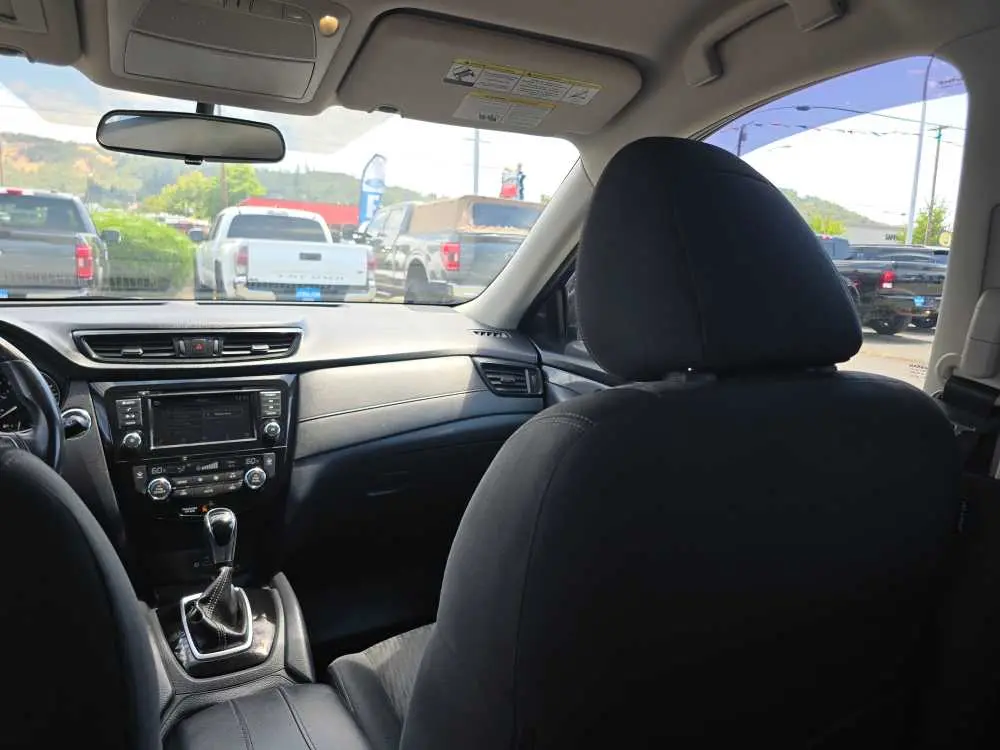2018 Nissan Rogue - $15,249
