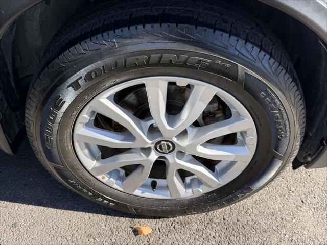 2018 Nissan Rogue - $12,738