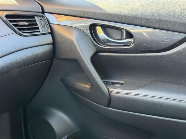 2018 Nissan Rogue - $12,738