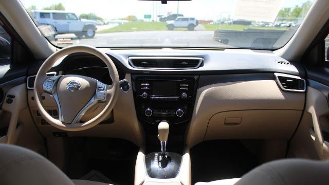 2015 Nissan Rogue S