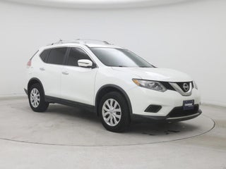 2016 Nissan Rogue with Glacier White Exterior