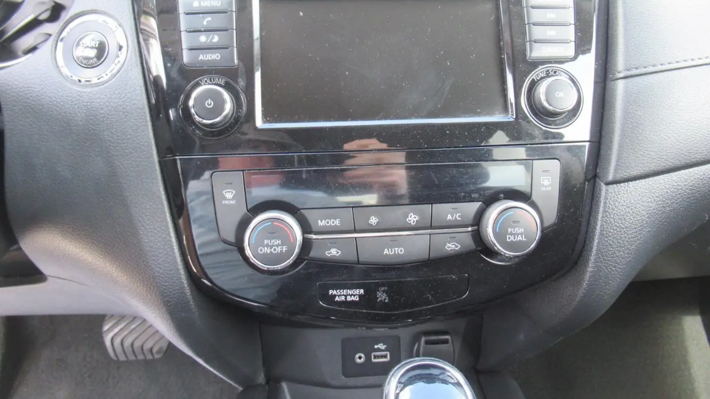 2019 Nissan Rogue S