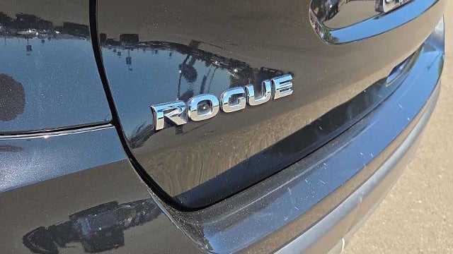 2017 Nissan Rogue S