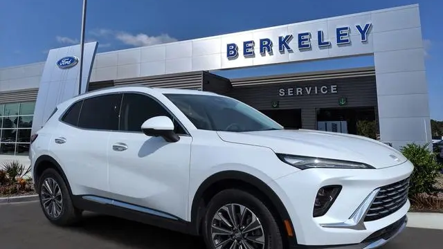 Preowned 2025 Buick Envision Preferred for Sale
