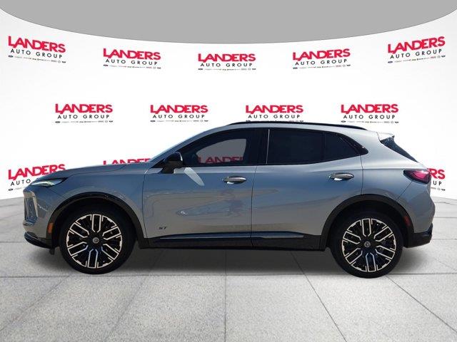 2025 Buick Envision - $33,750