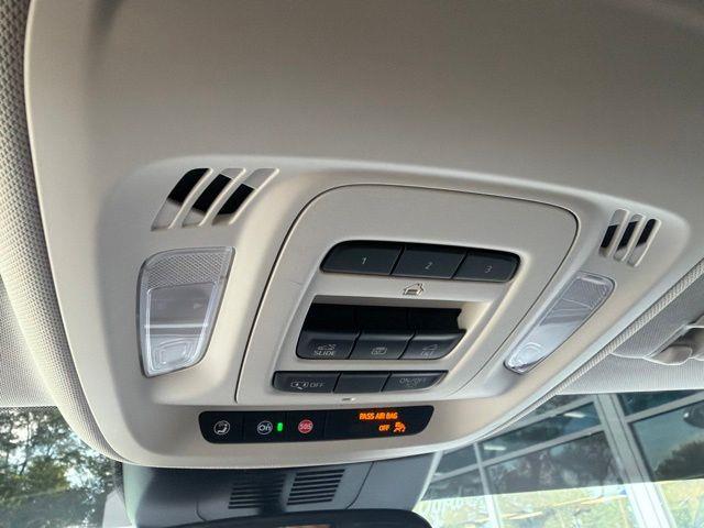 2025 Buick Envision - $30,895