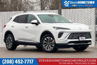 2024 Buick Envision with Summit White Exterior