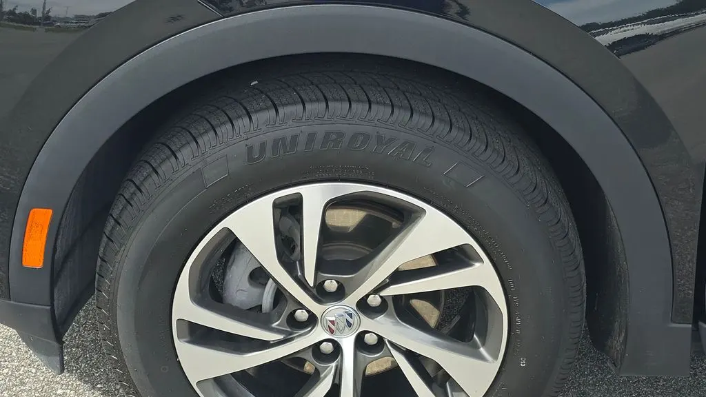 2022 Buick Envision Essence