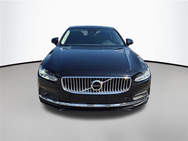 2024 Volvo S90 - $29,895